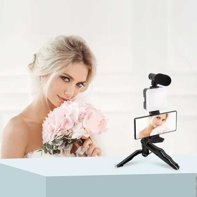 Handy Vlogging Kit – All-in-One Video Making Set with Mic, Light & Remote