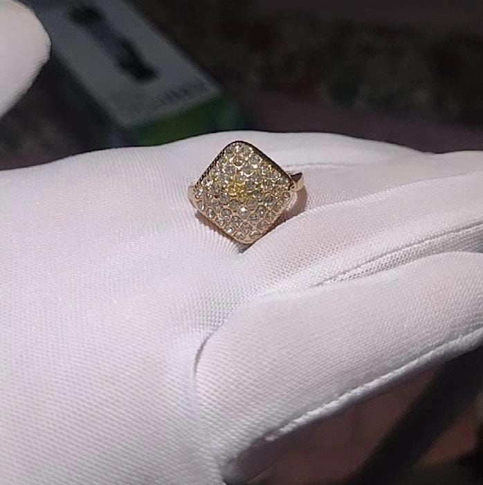 Elegant Gold-Tone Pavé Cluster Ring