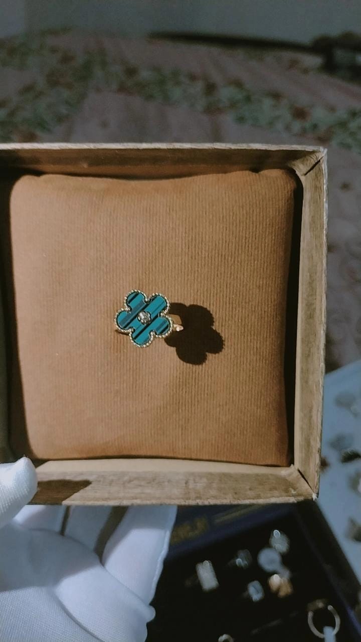 Green Malachite Clover Ring