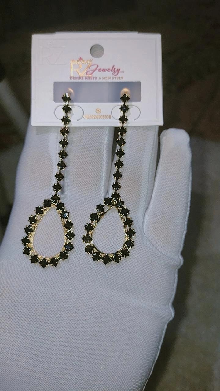 Elegant Black Crystal Teardrop Dangle Earrings