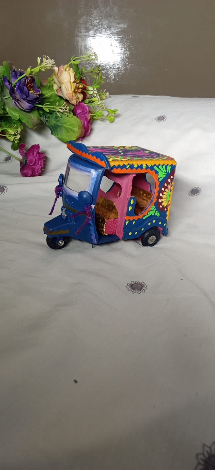 Handcrafted Mini Truck Art Auto Rickshaw