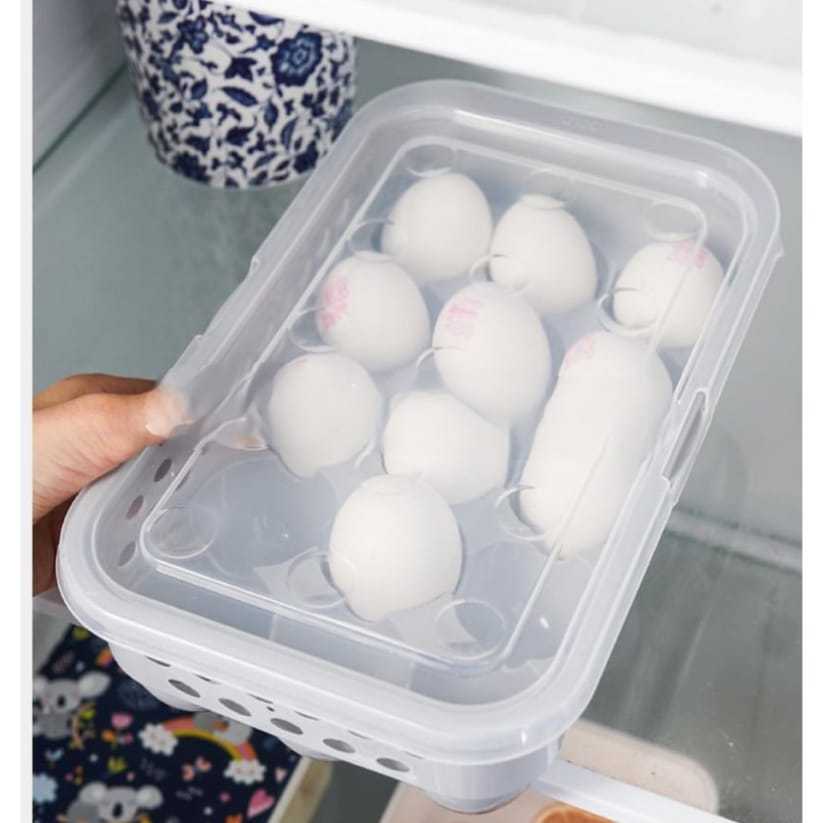 15-Grid Egg Storage Tray – Stackable Refrigerator Organizer with Lid
